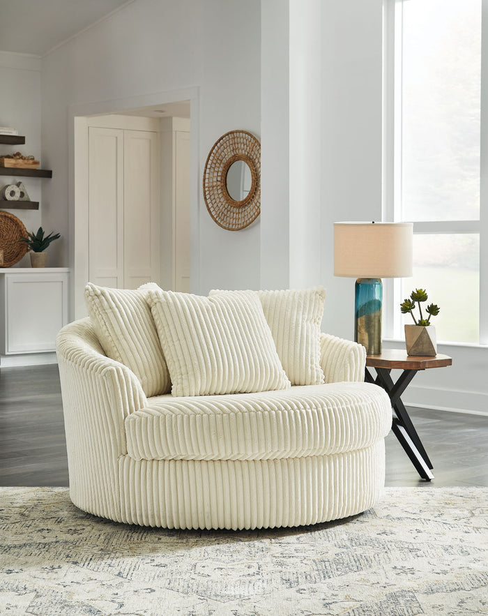 Lindyn - Oversized Swivel Accent Chair image 3