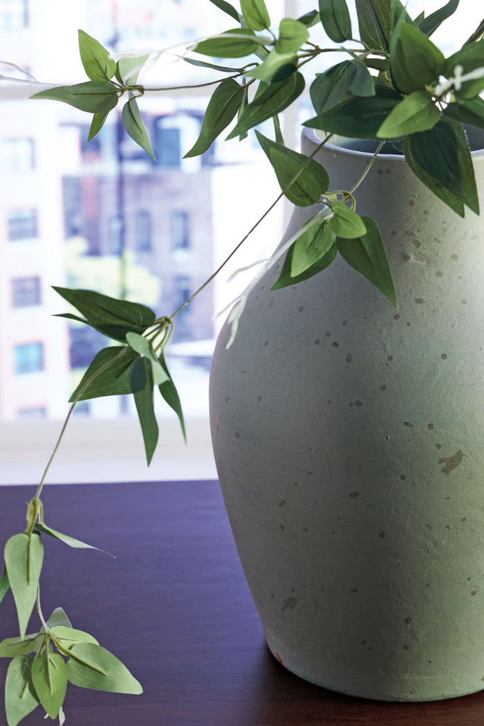 Baychester - Vase image 5