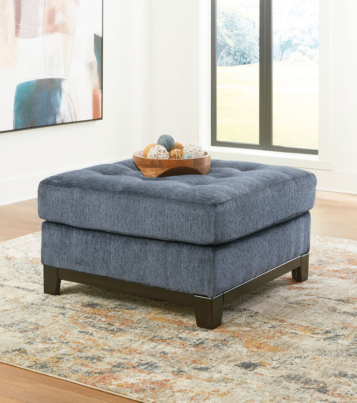 Maxon Place - Oversized Accent Ottoman image 7