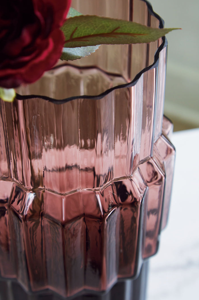 Dorlow - Vase image 7