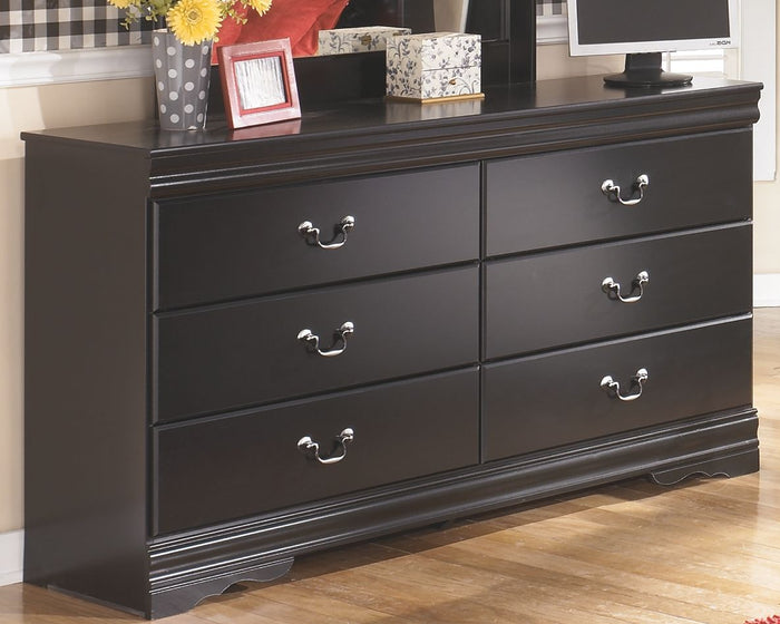 Huey Vineyard - Six Drawer Dresser - Black image 3