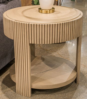 Light Brown / End Tables