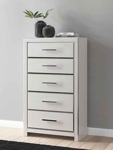Zuraleus - Five Drawer Chest image 4