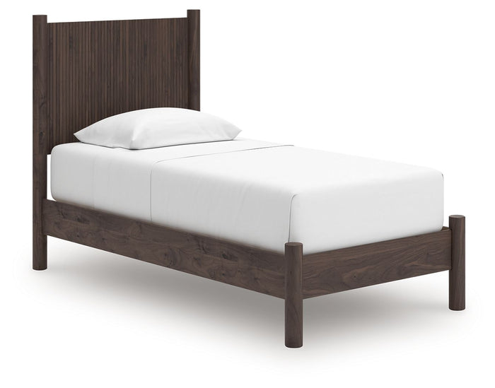 Pamytta - Panel Platform Bed image 1