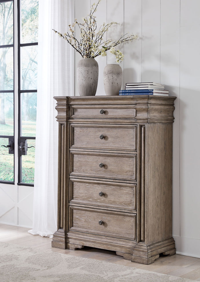 Blairhurst - Five Drawer Chest - Light Grayish Brown image 2