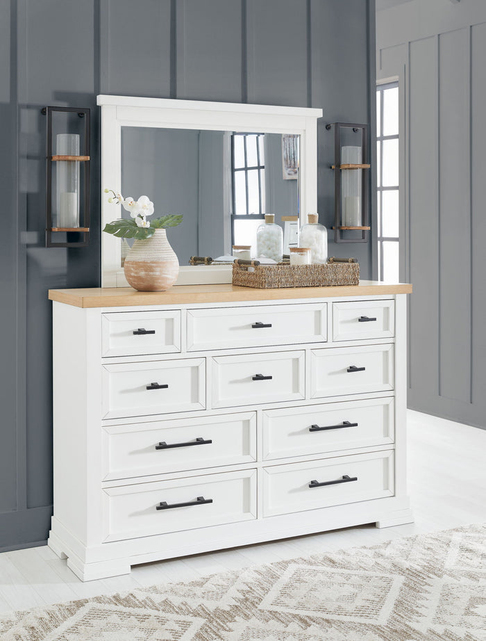 Ashbryn - Panel Storage Bedroom Set image 3