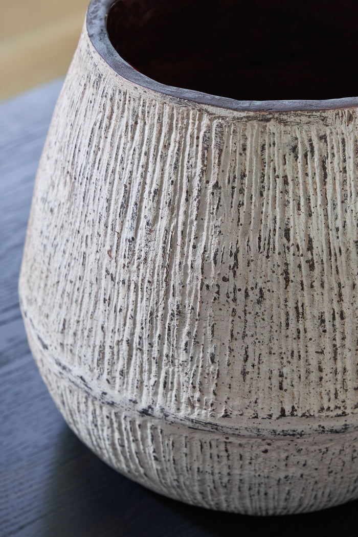 Claymount - Vase image 4