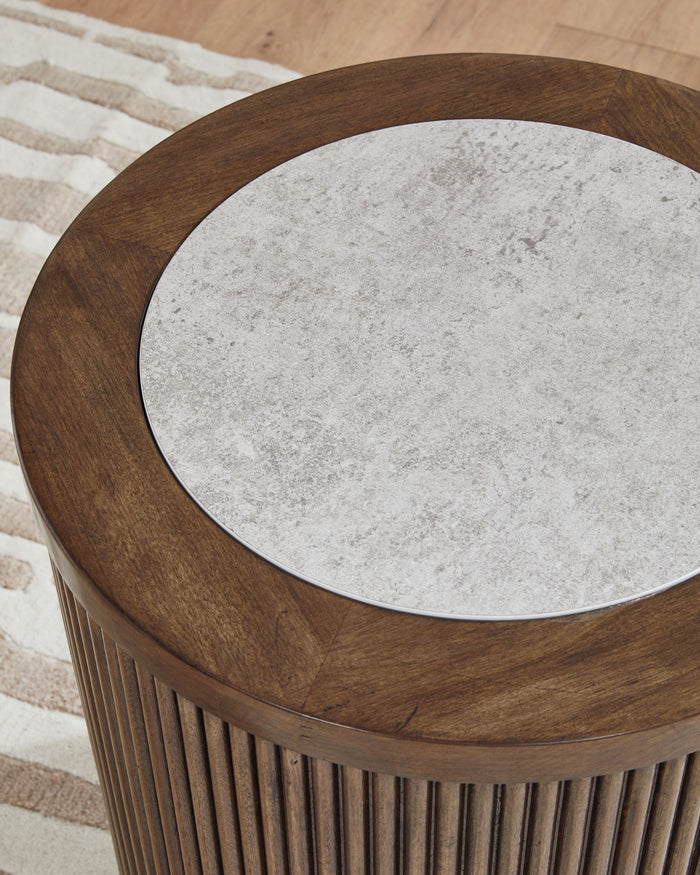 Hadonna - Round Table image 4