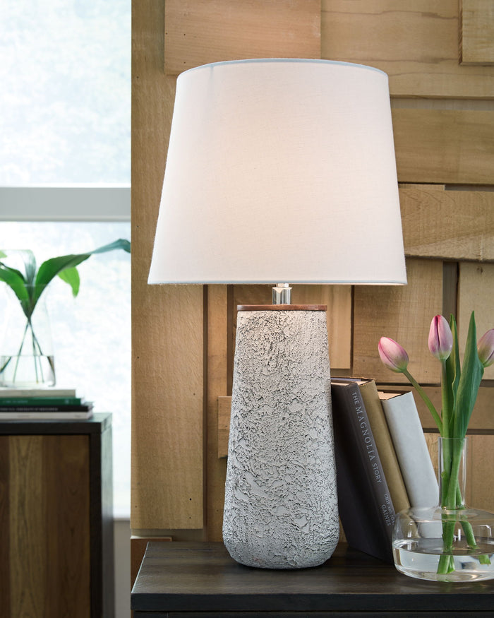 Chaston - Metal Table Lamp (Set of 2) image 4