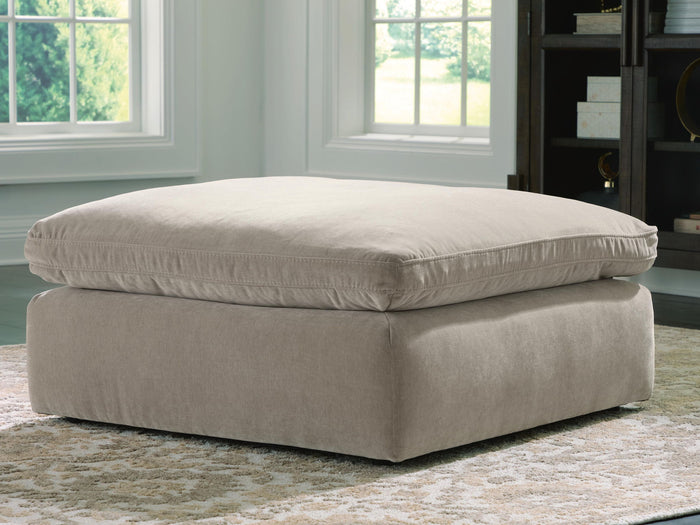 Maxton Heights - Oversized Accent Ottoman image 4