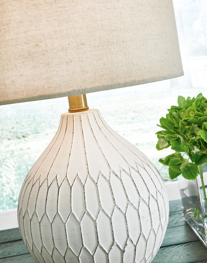 Wardmont - Ceramic Table Lamp  - White image 4