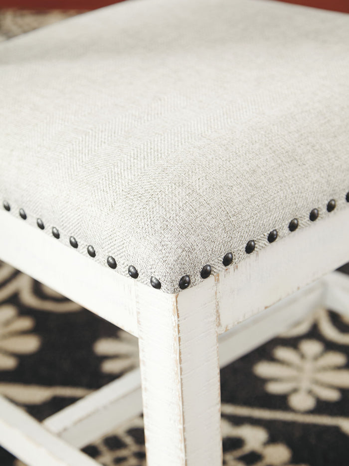 Valebeck - Dining Table Set image 8