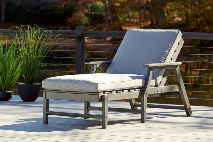 Visola - Chaise Lounge with Cushion - Gray image 4