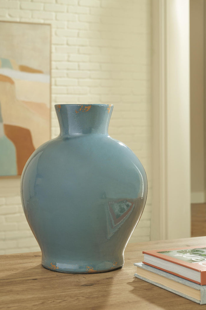 Giliburgh - Vase image 6
