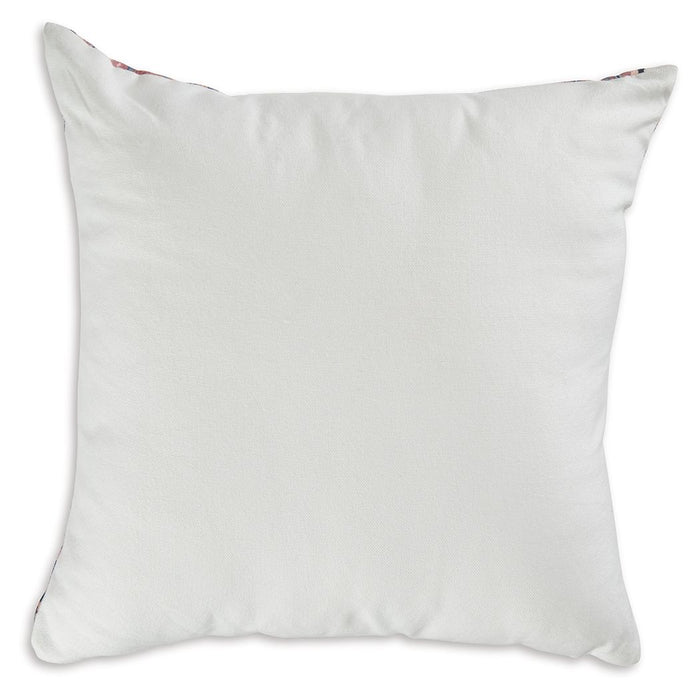 Kennick - Pillow image 2