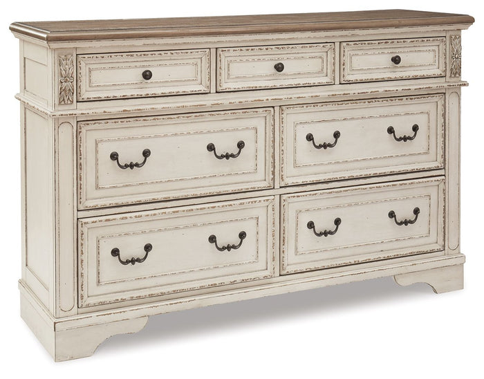 Realyn - Storage Bedroom Set image 4