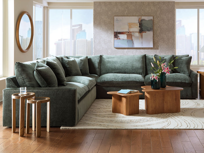 Carriage View - 3-Piece Sectional - Jade image 3