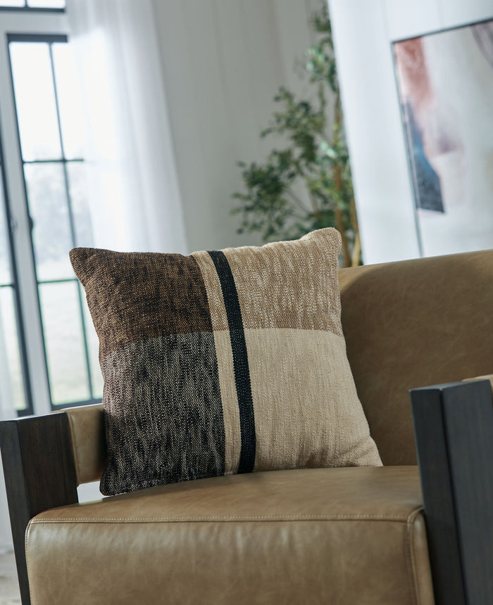 Adrielton - Pillow image 2