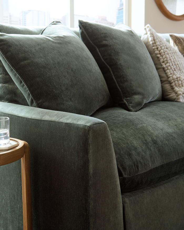 Carriage View - 3-Piece Sectional - Jade image 4