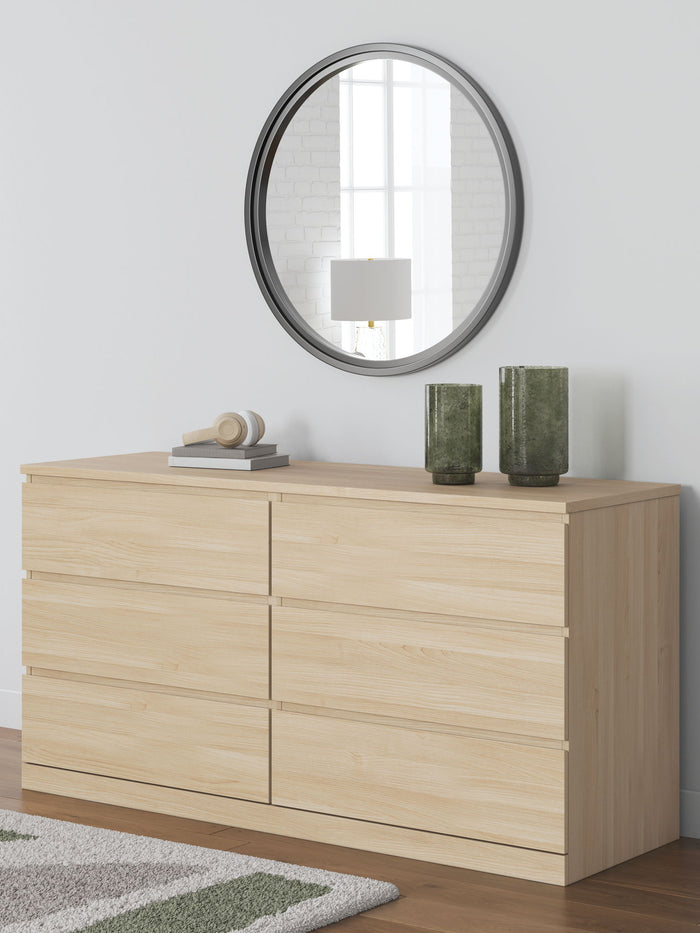 Onita - Six Drawer Dresser image 6