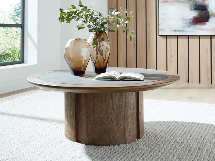 Dontayne - Round Table image 5