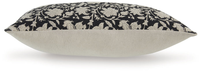Alanderson - Pillow image 4