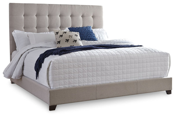 Dolante - Upholstered Bed image 1