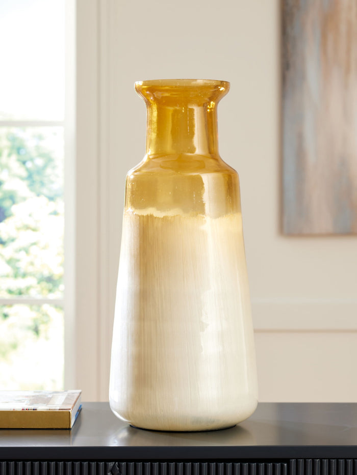Wynburg - Vase image 6