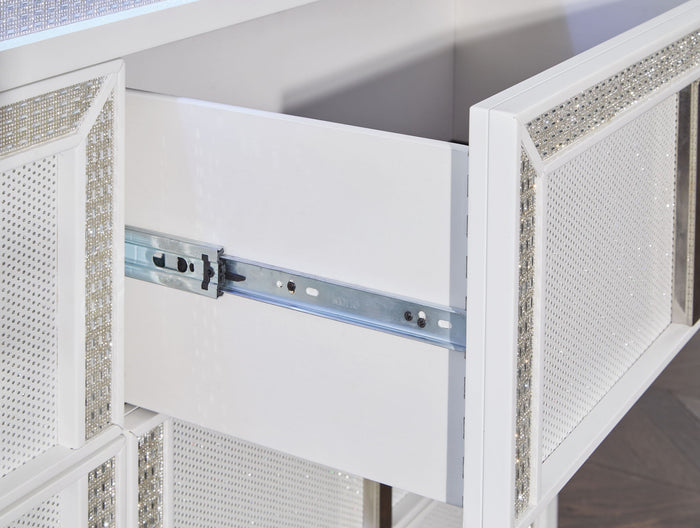 Chalanna - Dresser And Mirror - White image 4