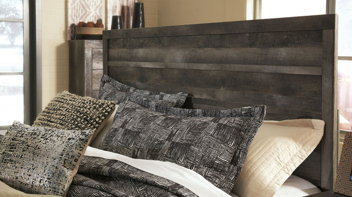 Wynnlow - Panel Bed image 3