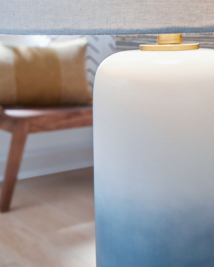 Lemrich - Ceramic Table Lamp  - White image 4