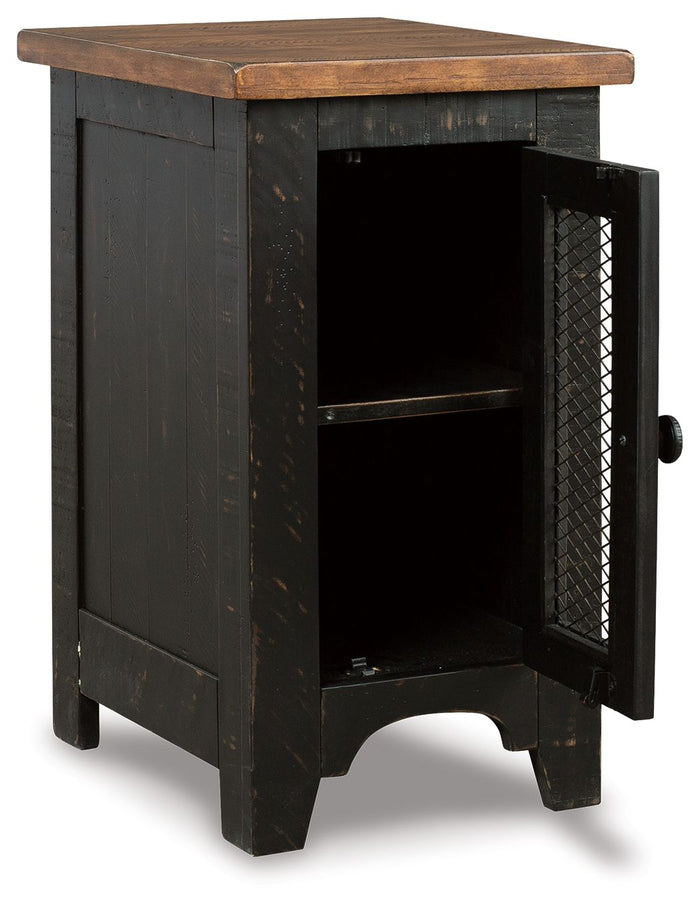 Valebeck - Chair Side End Table - Black / Brown image 3