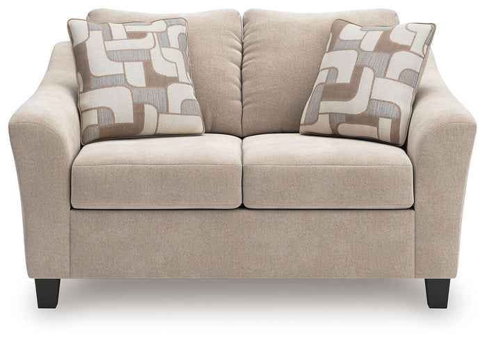 Willarae - Loveseat image 3