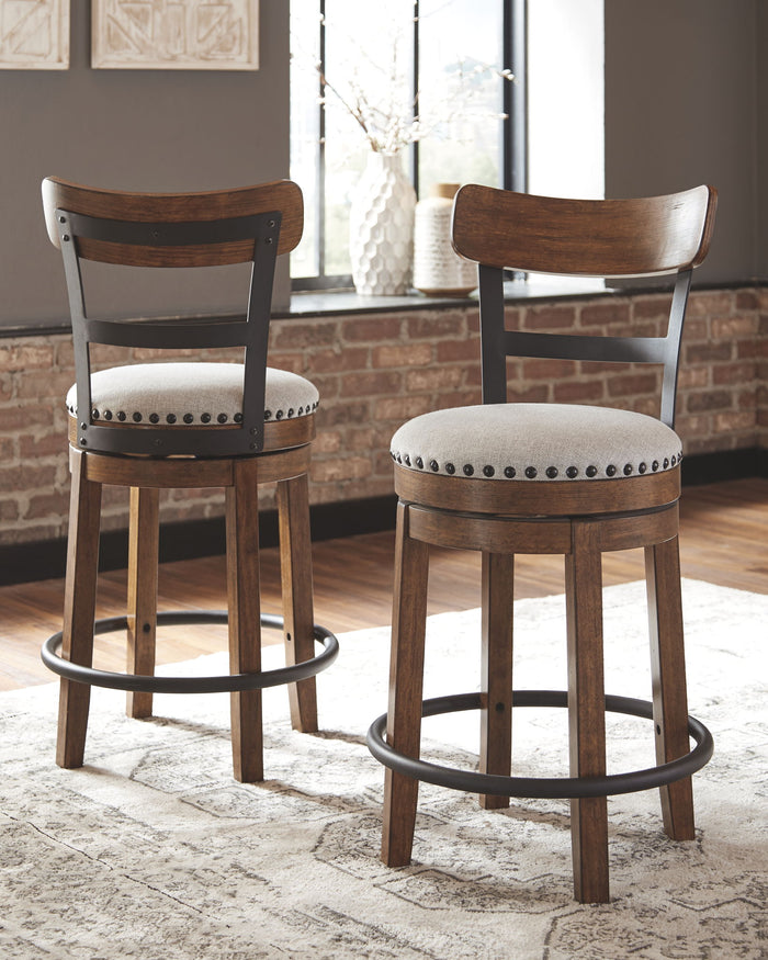 Valebeck - Counter Height Table Set image 10