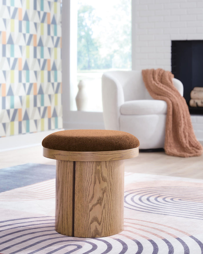 Lewisen - Accent Ottoman - Clay image 4