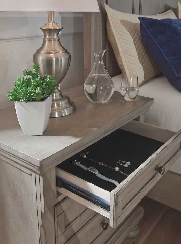 Lettner - Nightstand image 4