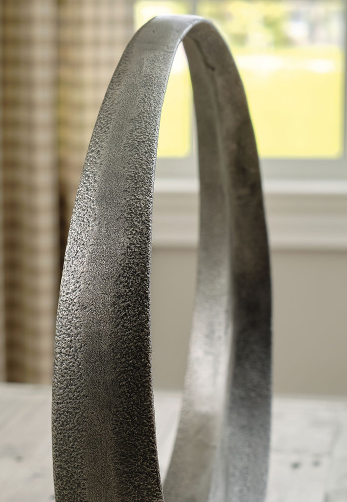 Ryandale - Sculpture image 3