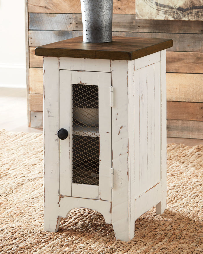 Wystfield - Chair Side End Table - White / Brown image 4