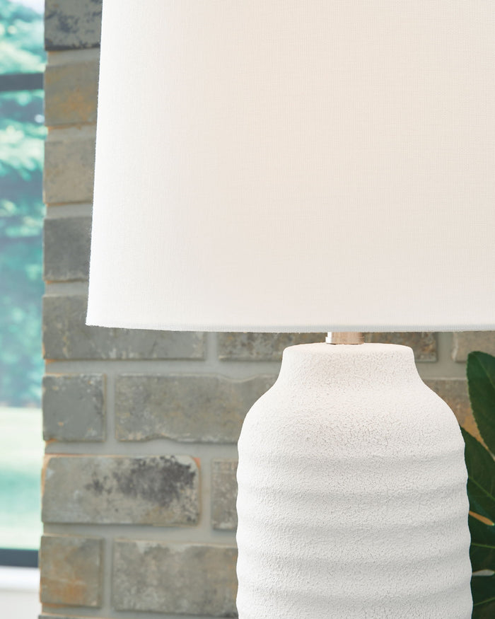 Vauville - Poly Table Lamp (Set of 2) - White image 4