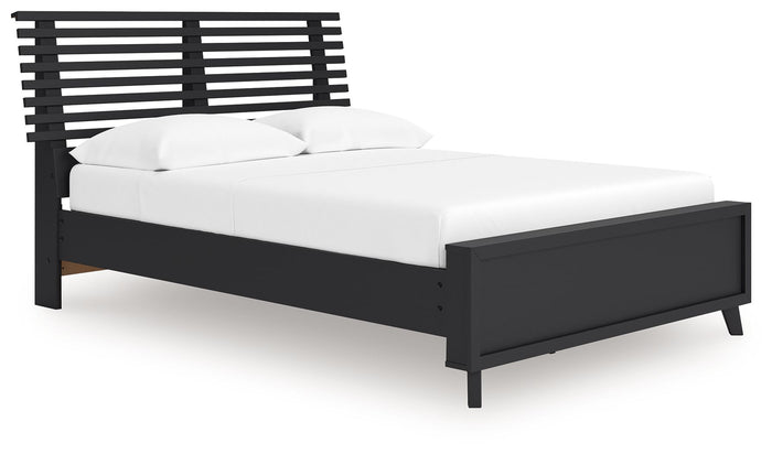 Danziar - Slat Panel Bed image 1