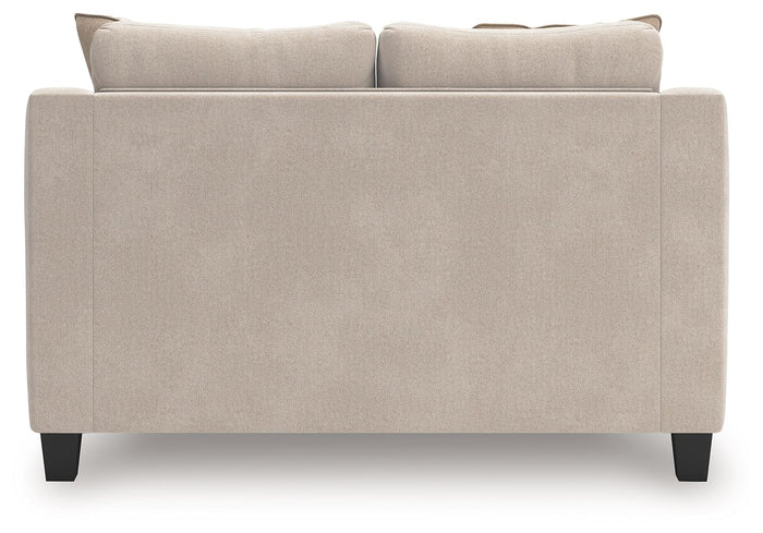 Willarae - Loveseat image 4