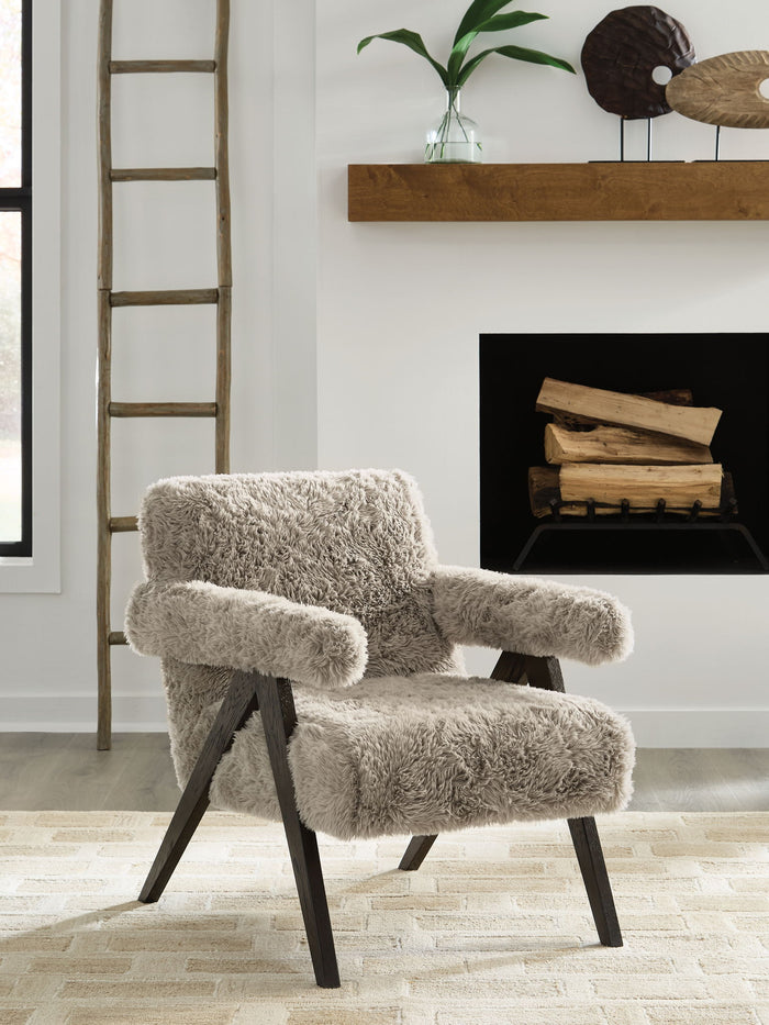Goda - Accent Chair image 8
