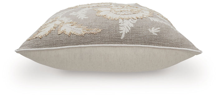 Viveka - Pillow image 3