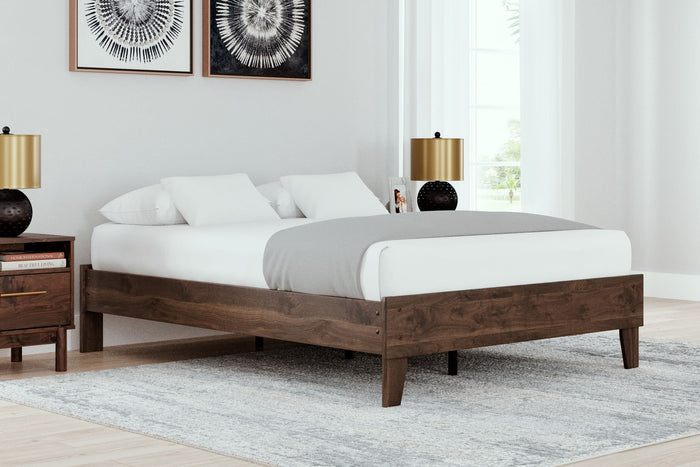 Calverson - Platform Bed image 3