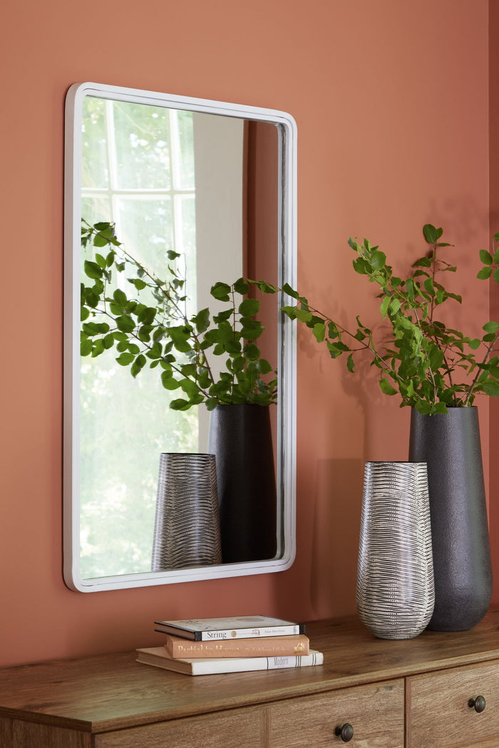 Brocky - Rectangle Accent Mirror image 4