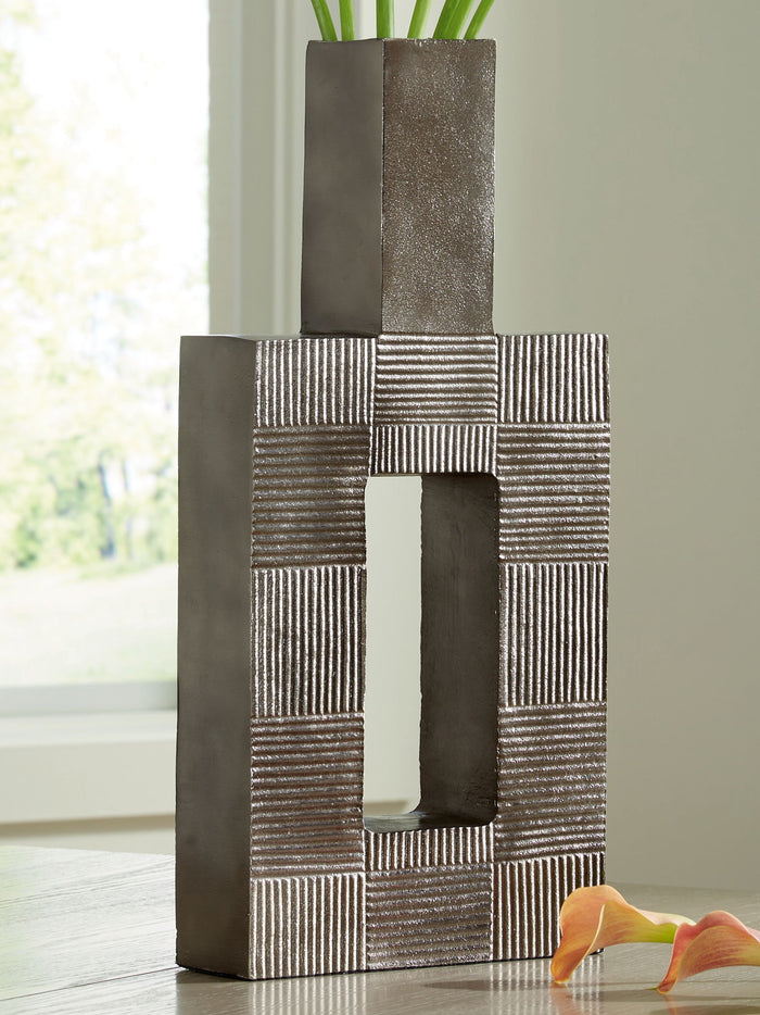 Wrengrove - Vase image 7