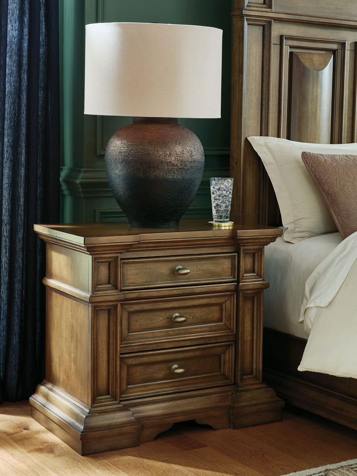 Frantanna - Three Drawer Night Stand - Brown image 4