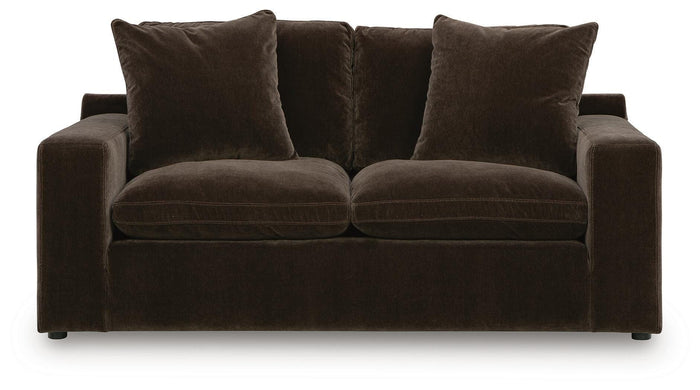 Maxton Heights - Loveseat image 1