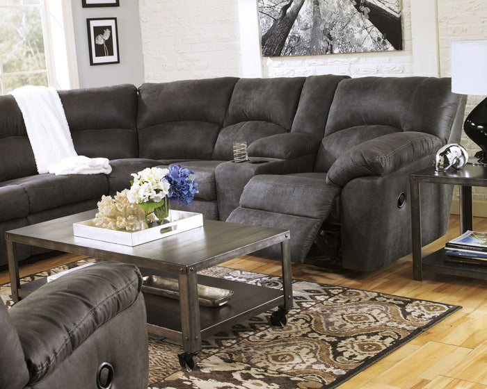 Tambo - Reclining Sectional image 2