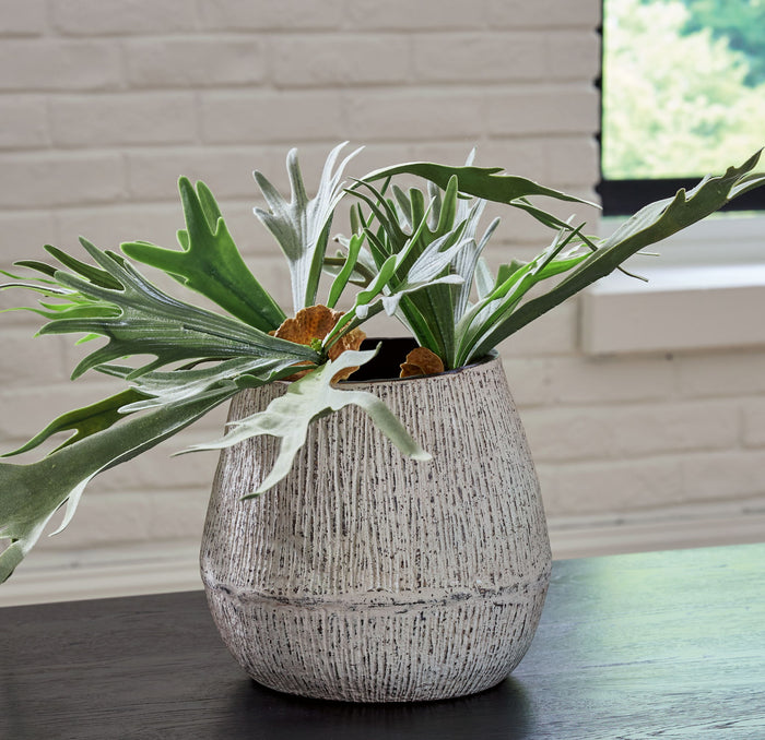 Claymount - Vase image 8